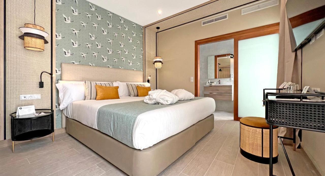 Soho Boutique Columela Hotel Кадис Екстериор снимка