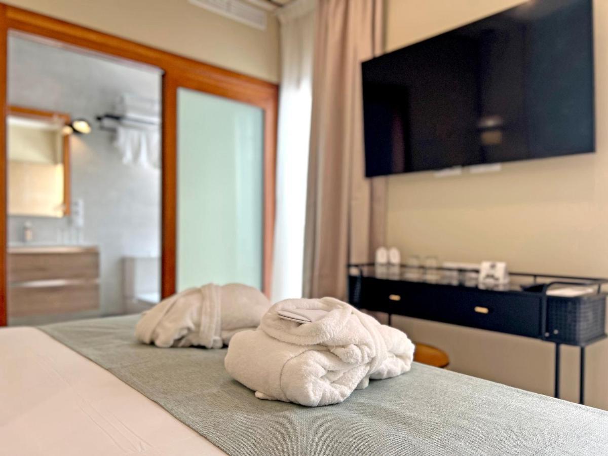 Soho Boutique Columela Hotel Кадис Екстериор снимка