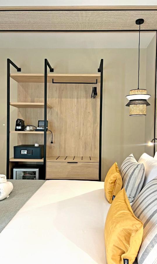 Soho Boutique Columela Hotel Кадис Екстериор снимка