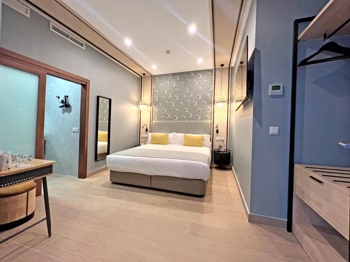 Soho Boutique Columela Hotel Кадис Екстериор снимка