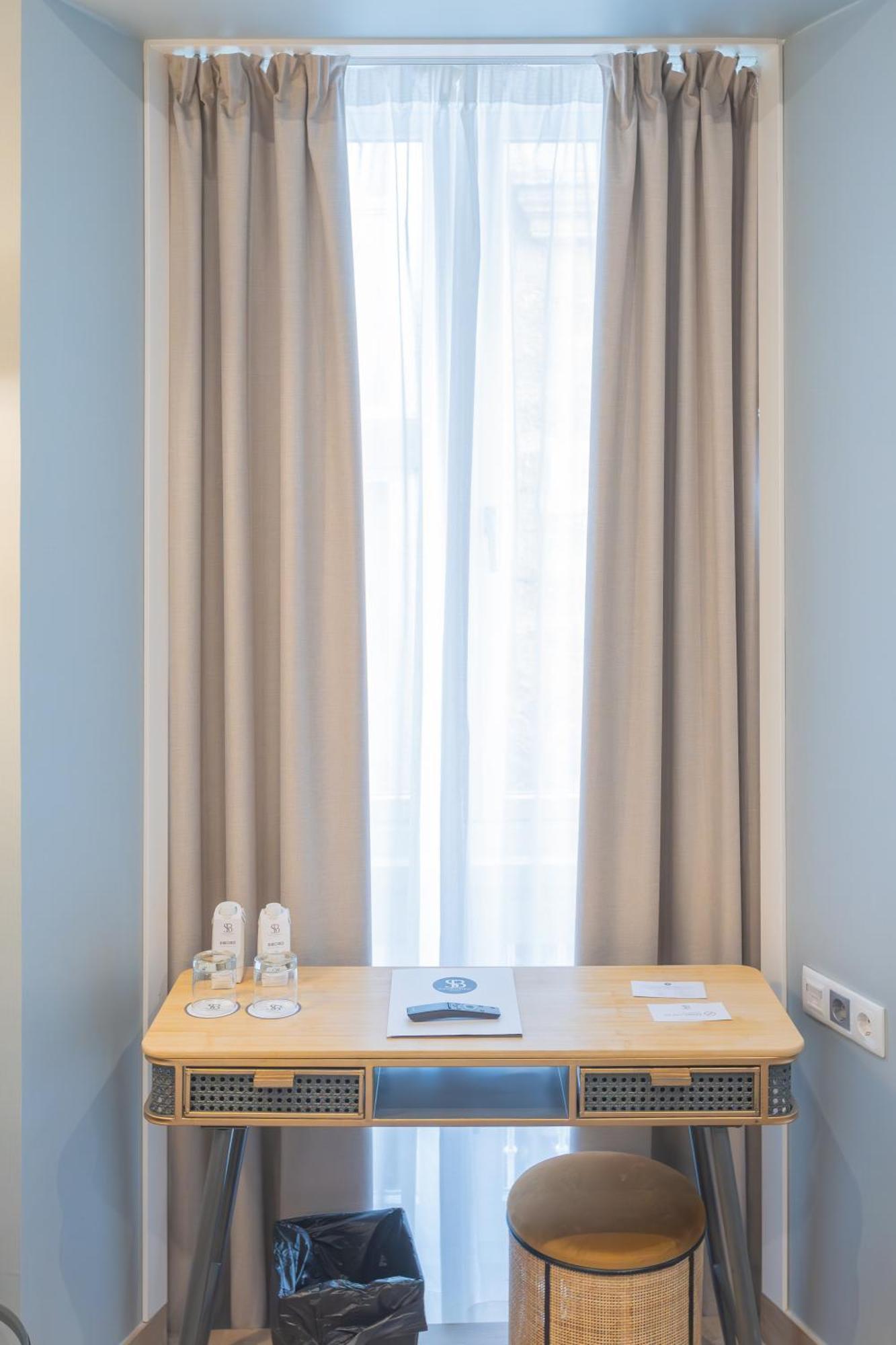 Soho Boutique Columela Hotel Кадис Екстериор снимка